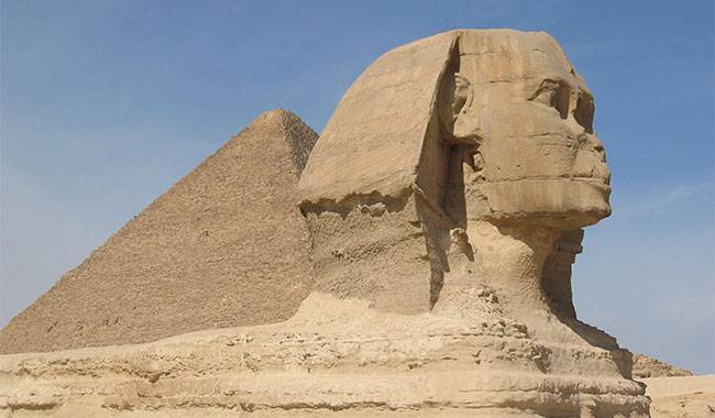 Great Sphinx Of Giza Taking Photos In Egypt